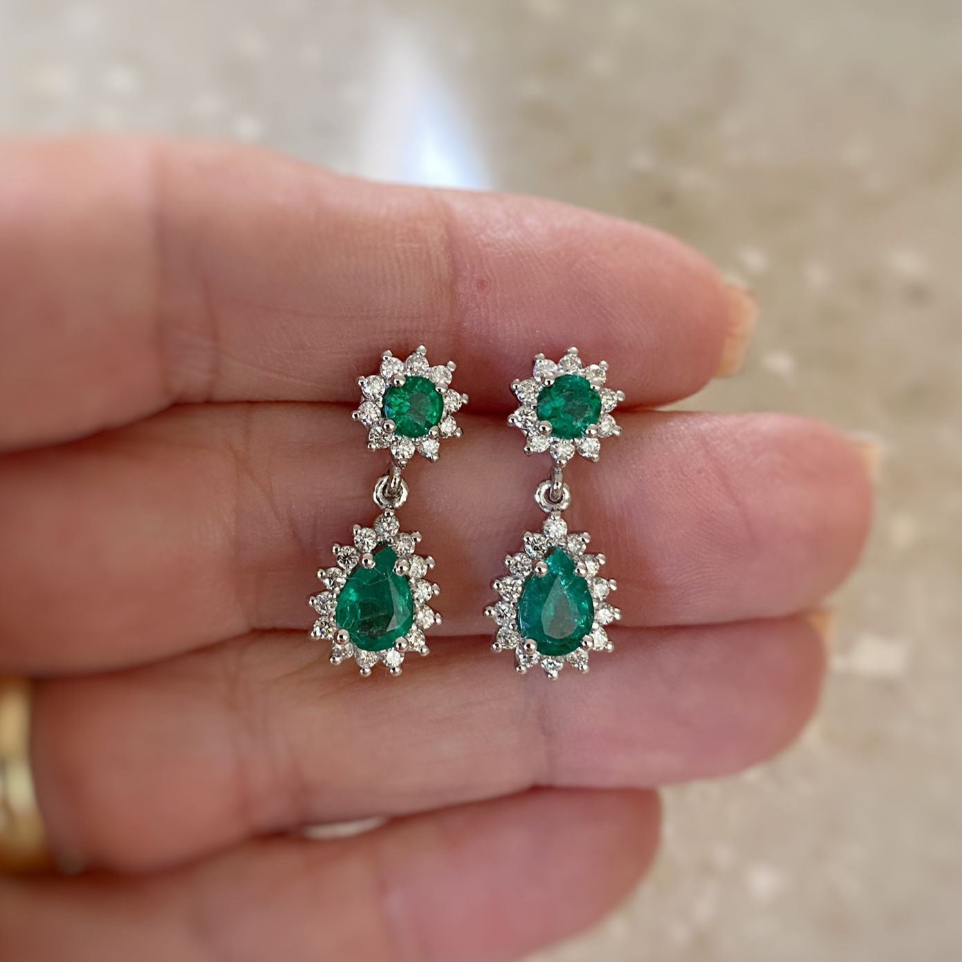 emerald and diamond earrings 